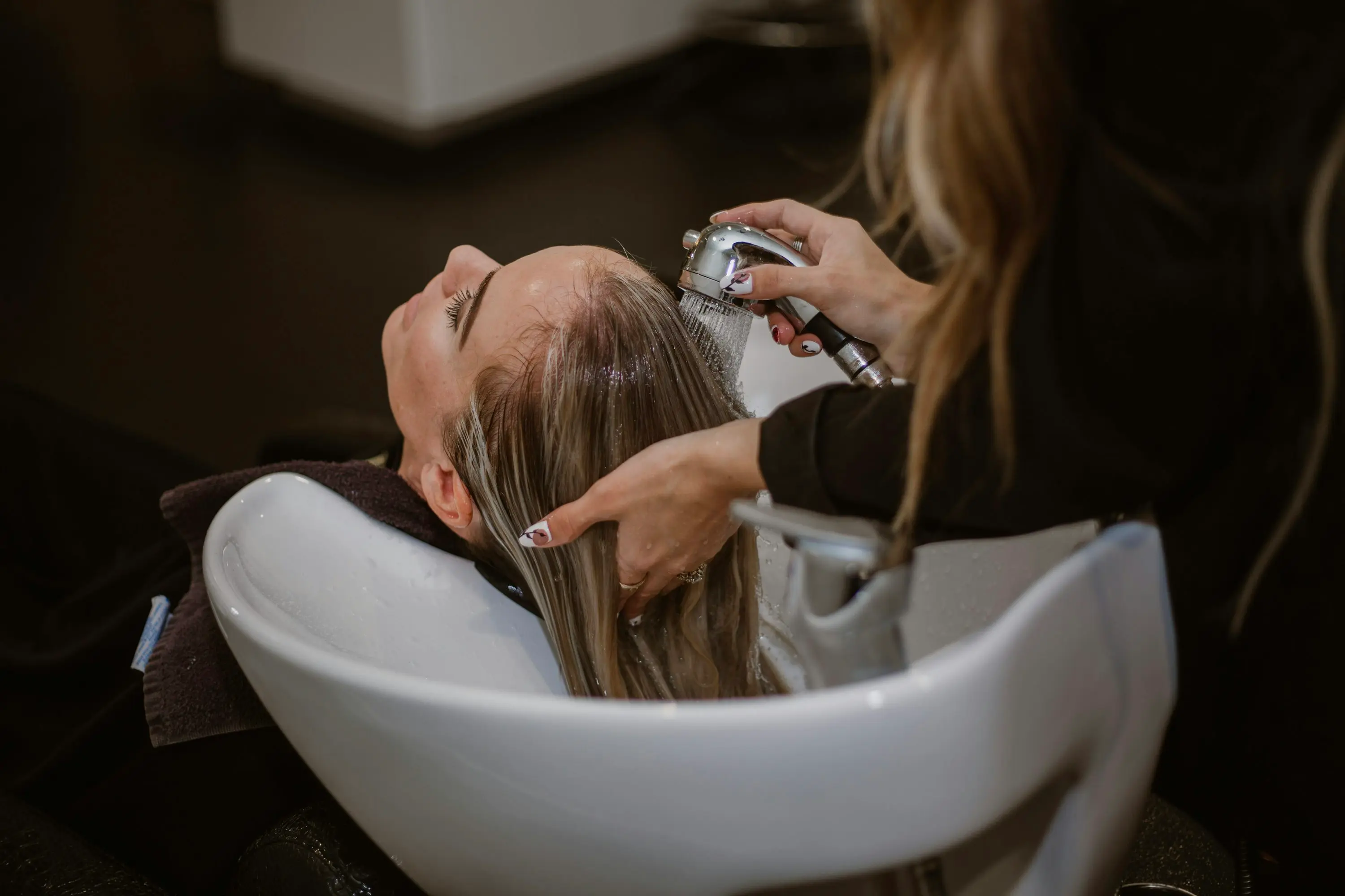 Coloración profesional en Fashionistas Hair Design